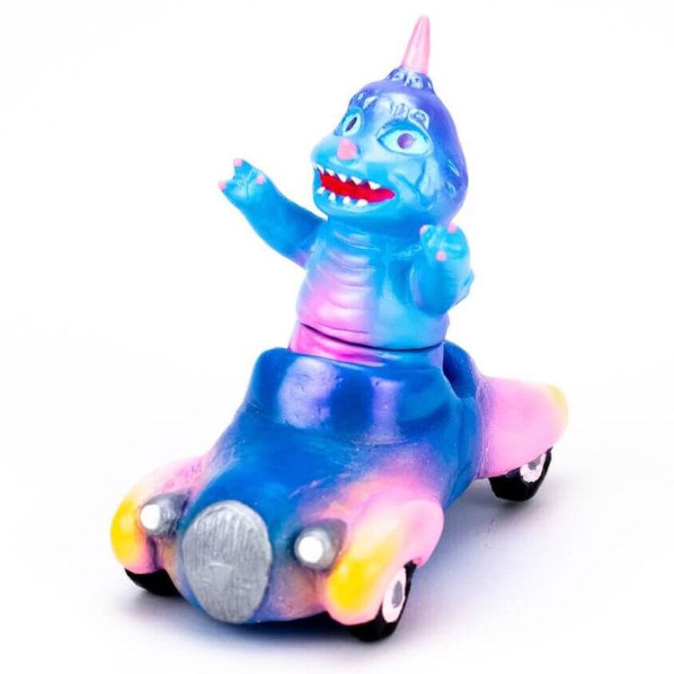 Wormrah in Car – Blue Car / Blue Wormrah by Grumble Toy (Ainsley Sturko)