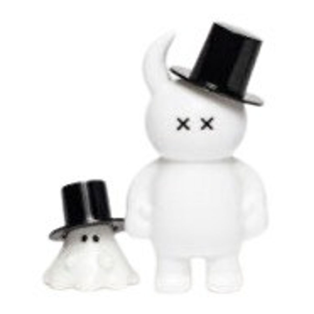 Mr. Uamou w/ Mr. Boo - white dazed