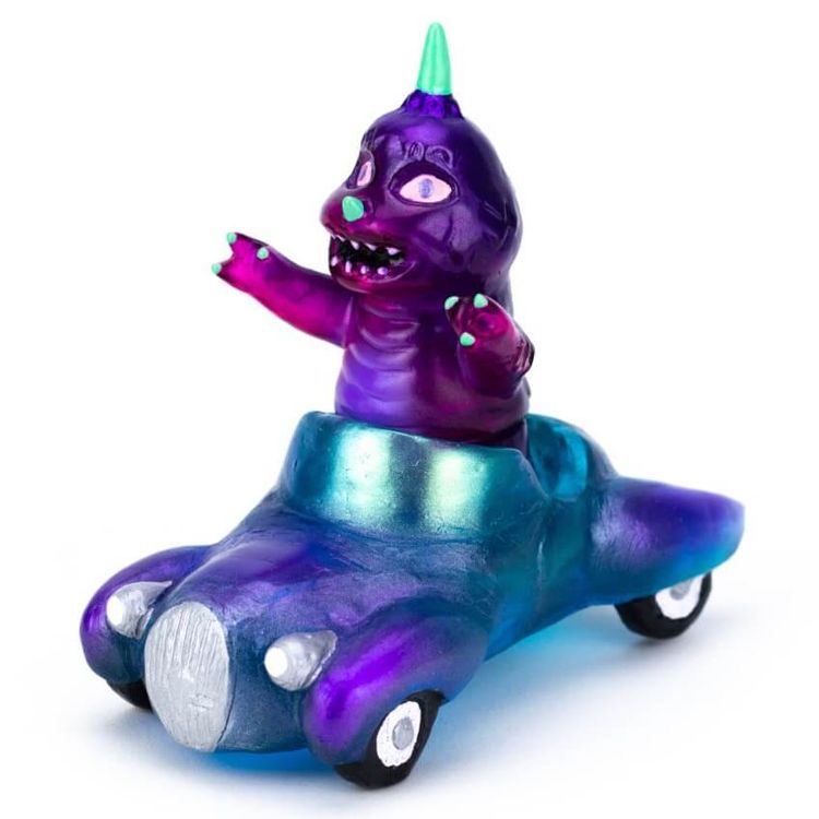 Wormrah in Car – Blue and Purple Car / Purple Wormrah by Grumble Toy (Ainsley Sturko)