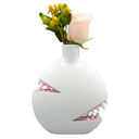Biting Vase