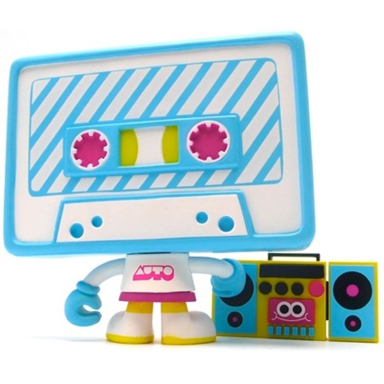 Auto - Artoyz Version by Superdeux