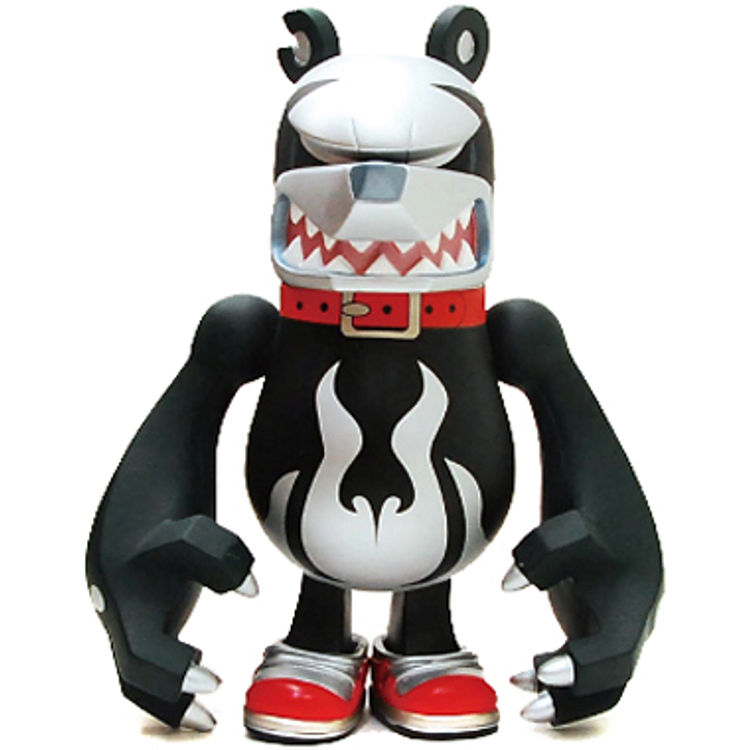 Knucklebear - King by Touma