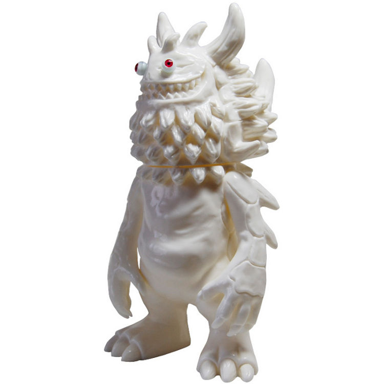 Rangeas - White by T9G (Takuji Honda)