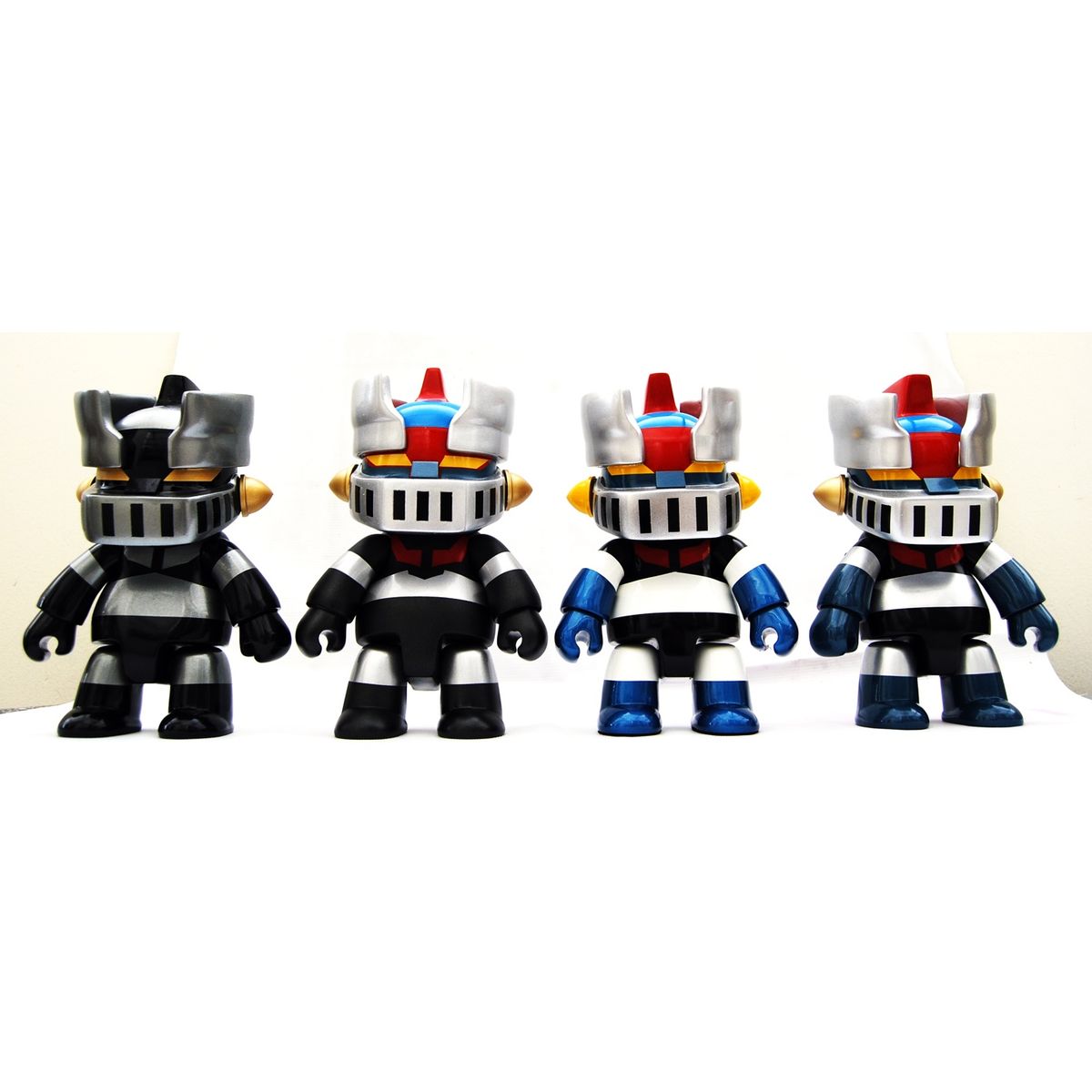 Rotobox Mazinger Qee - Black/Silver