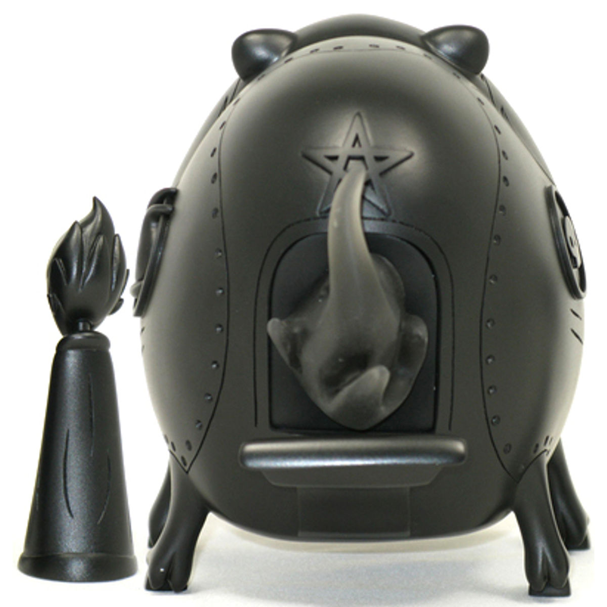 Salamandra & Almond - Black Edition