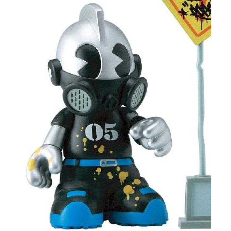 Kidbomber Shinjuku [Kidrobot 05] by Tristan Eaton