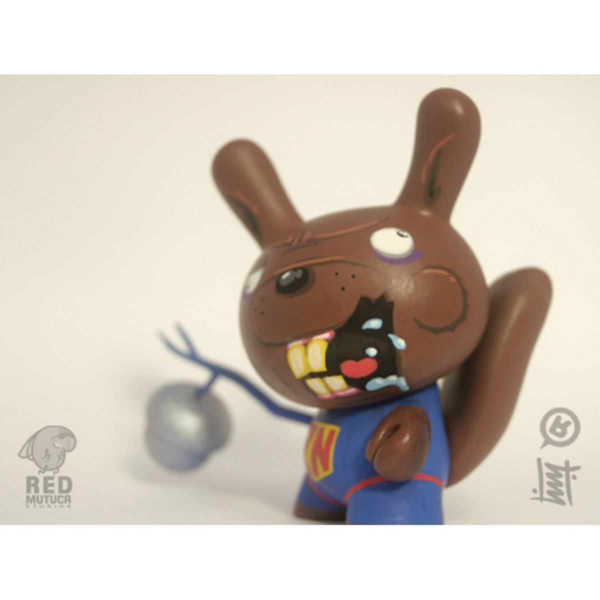 Zimm Nut & The Nut of Steel