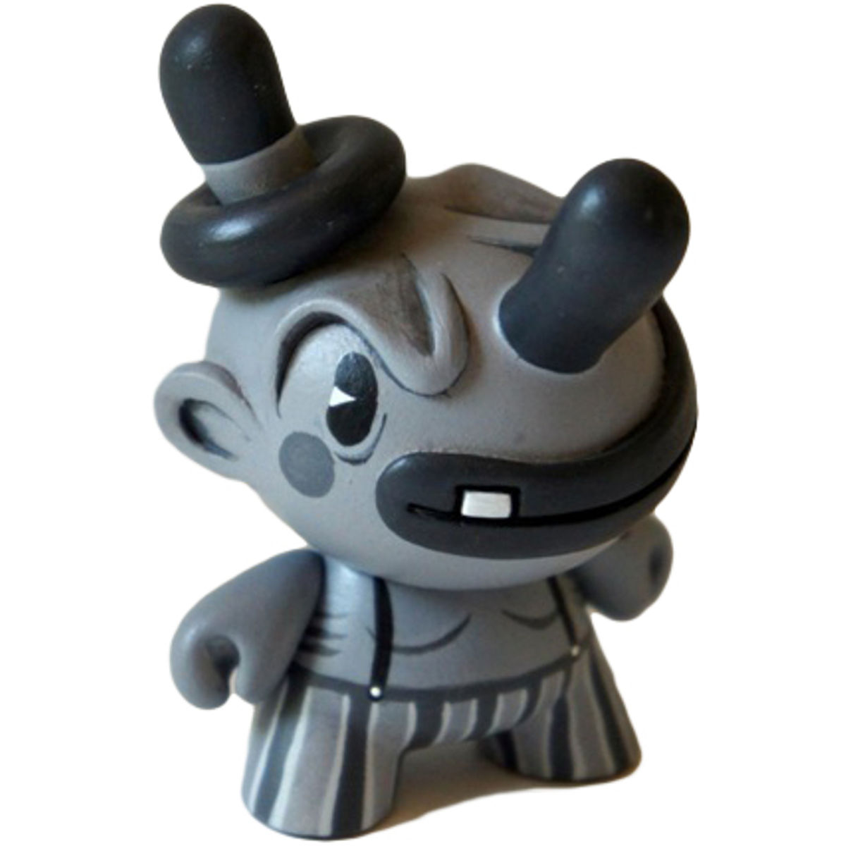 Birro The Clown (Monotone Chase Version)