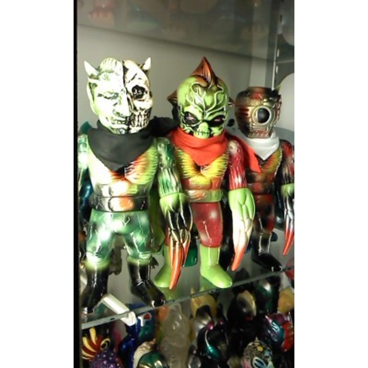 Cy'Os - Vibrant Rider - Strong Arm