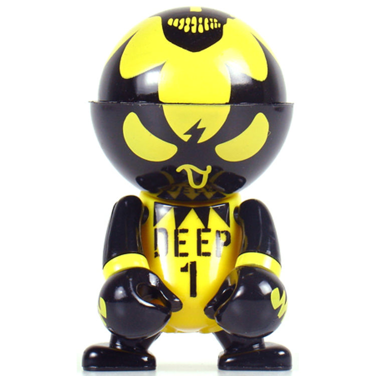 Mystery Figurine - Taku One by Mad Barbarians