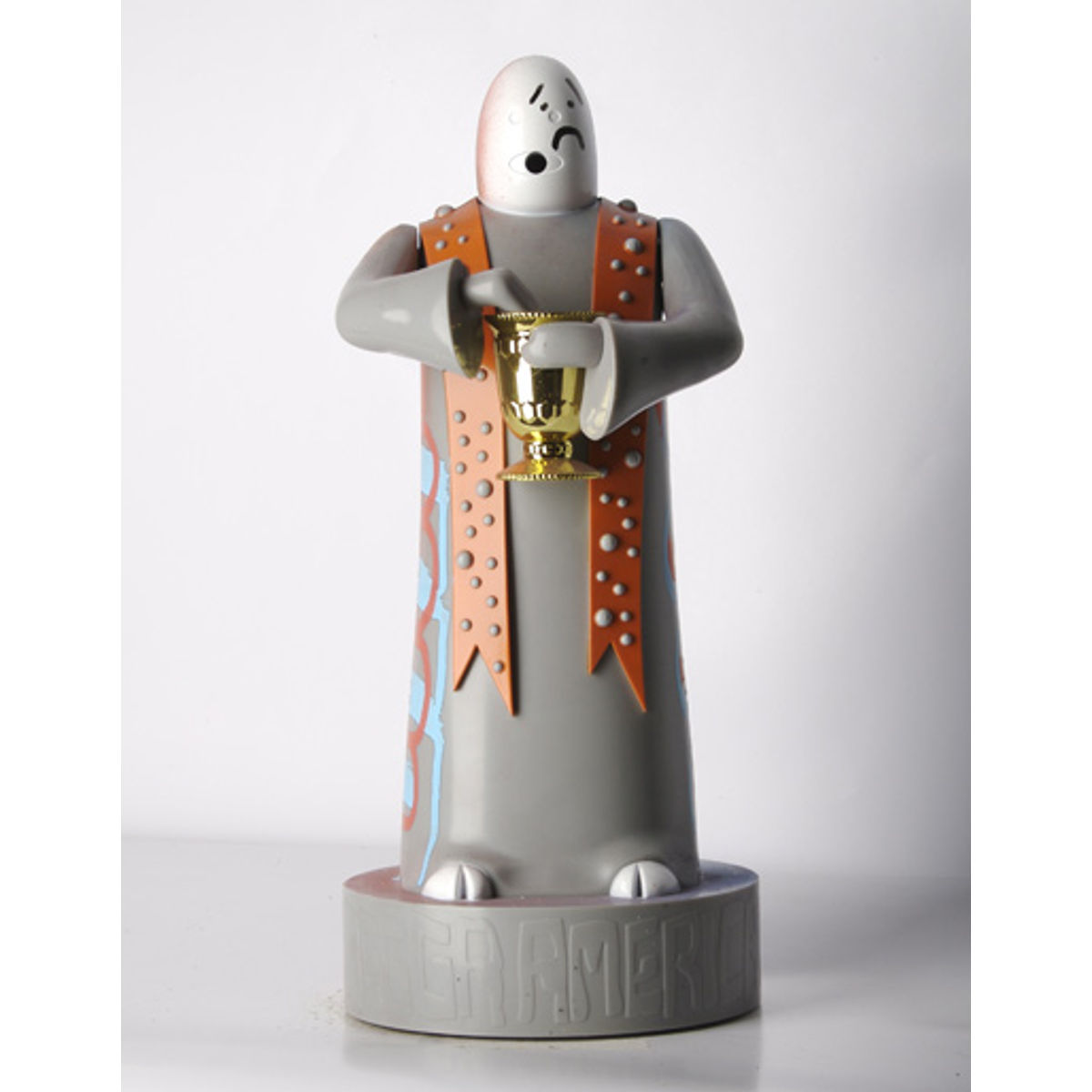 Communion Priest 0174