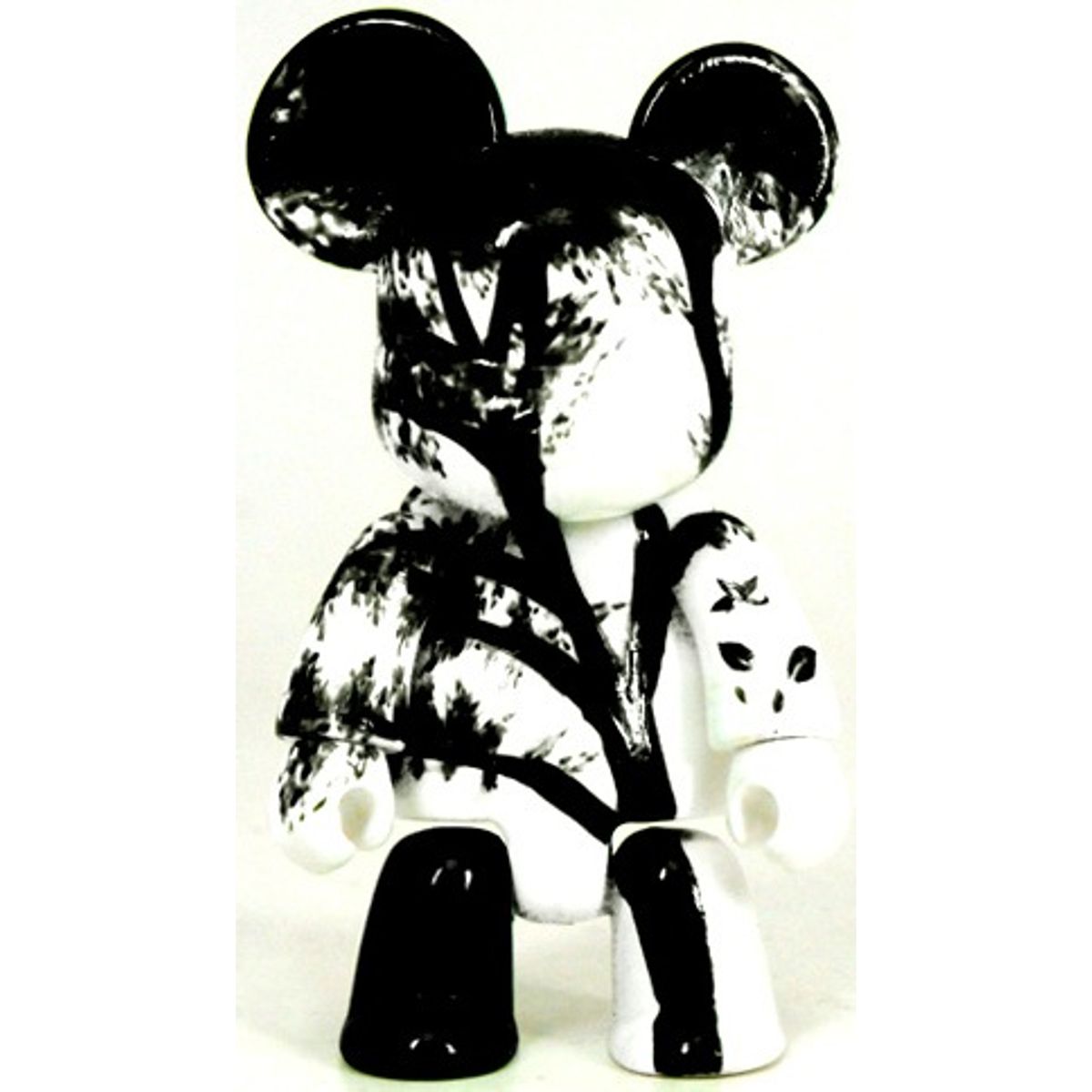 Forest Whispers - Black