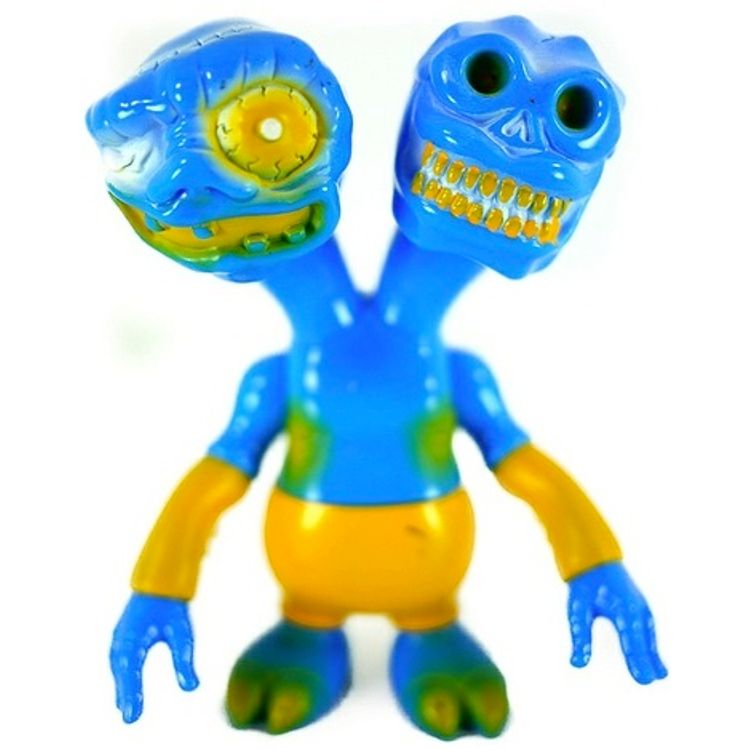 Mad Mantis -  Blue N Yellow version by Secret Base