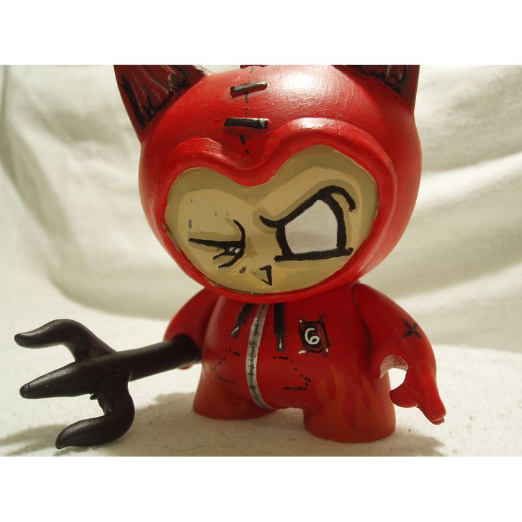 devilinside by Shez