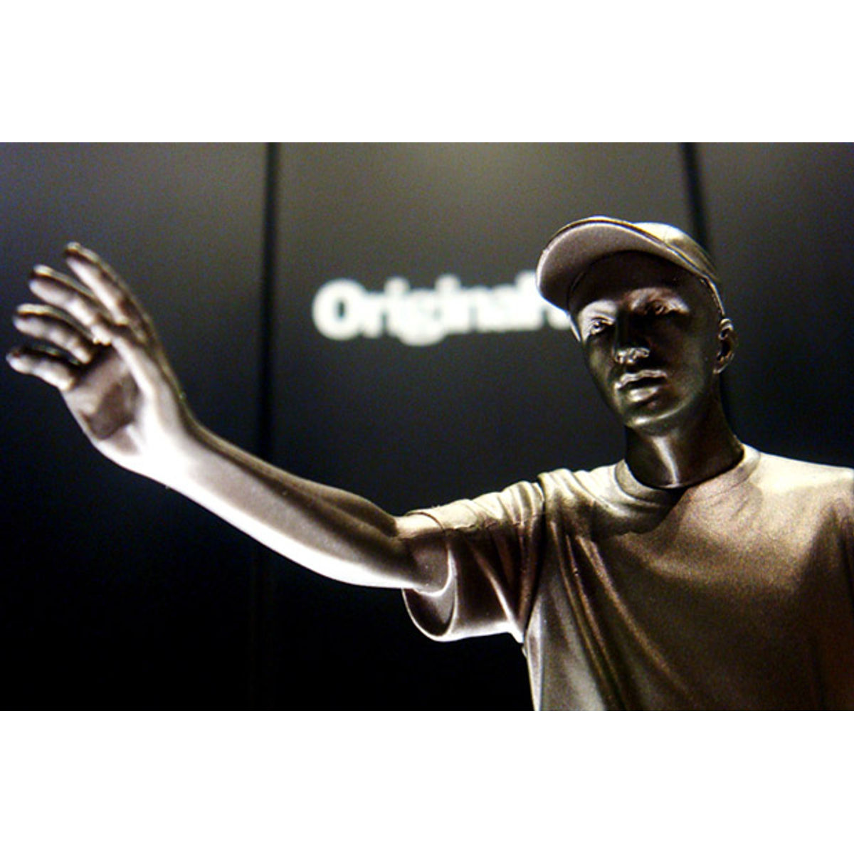 Partners Statue