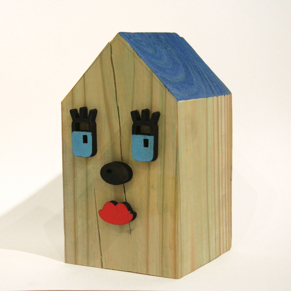 Standing House : 21