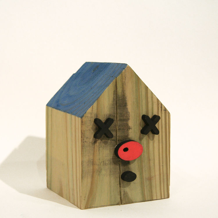 Standing House : 31 by Sonni
