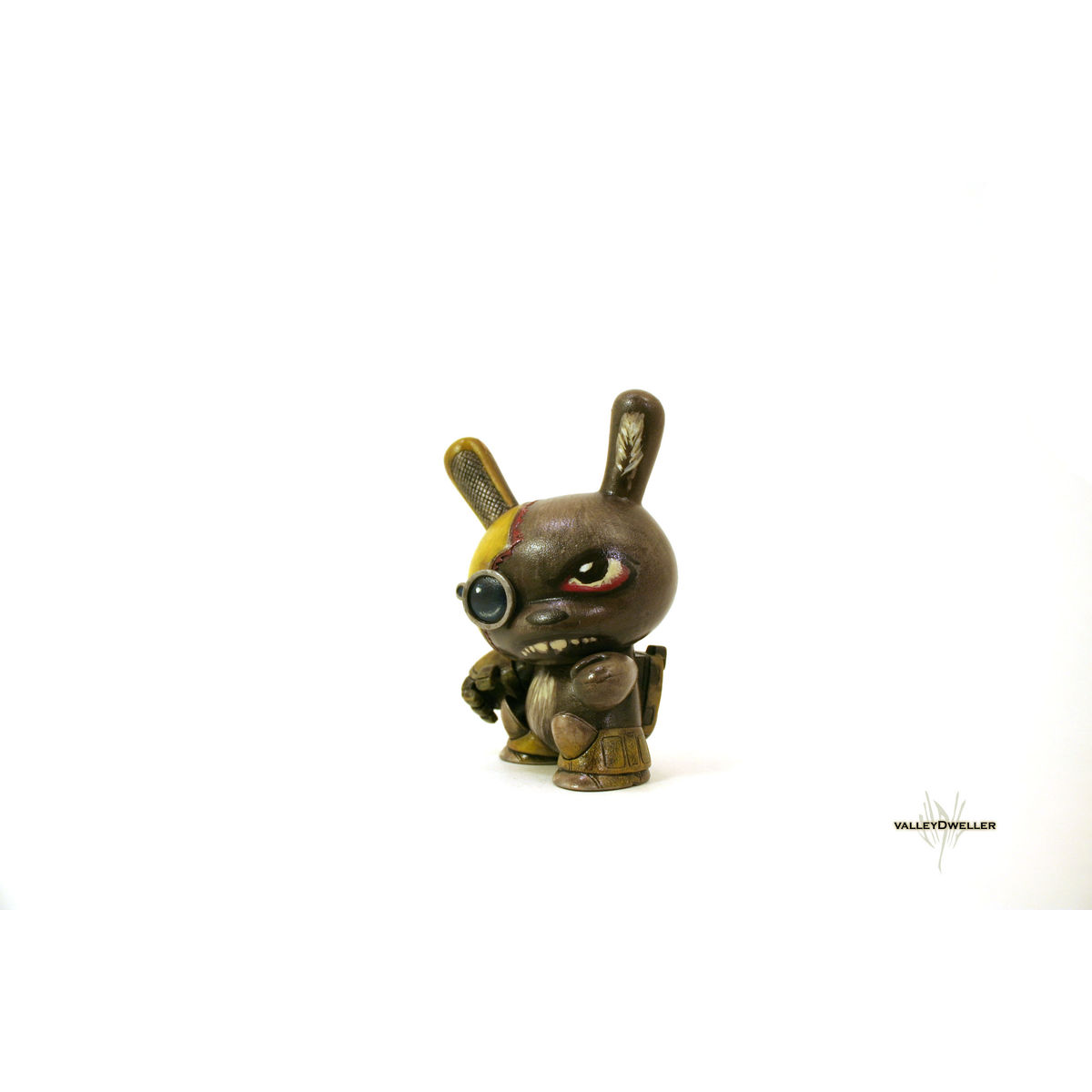 Yellow Bucktoothed Chuckboy Dunny
