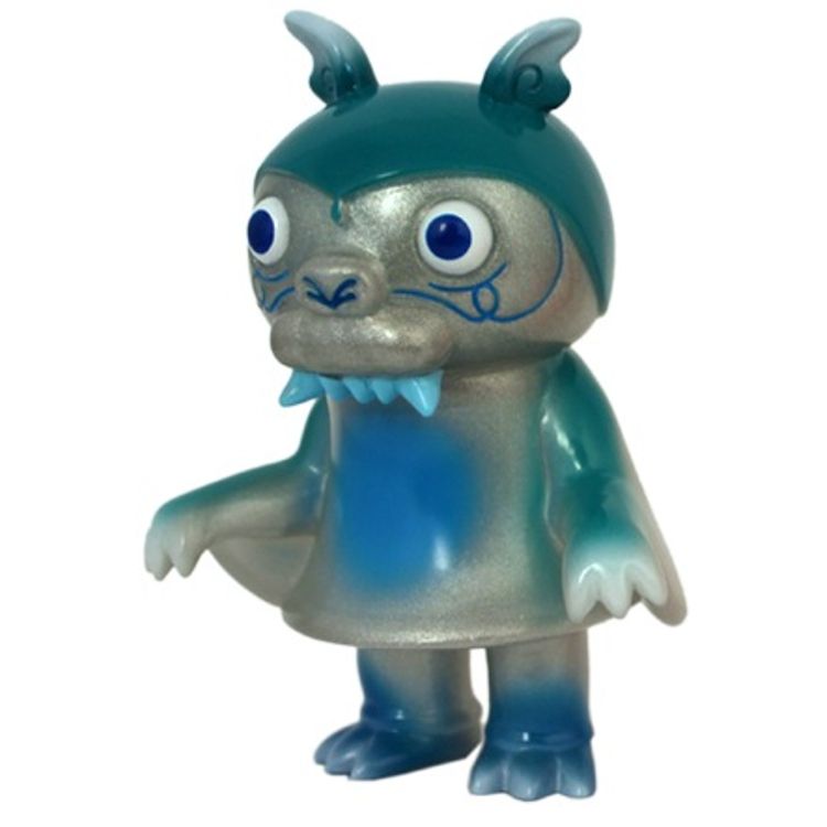 Steven The Bat - Twilight Skies by Bwana Spoons