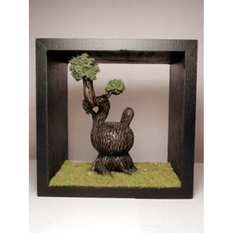Dunnsai Shadowbox "Mikomi" by Troy Stith