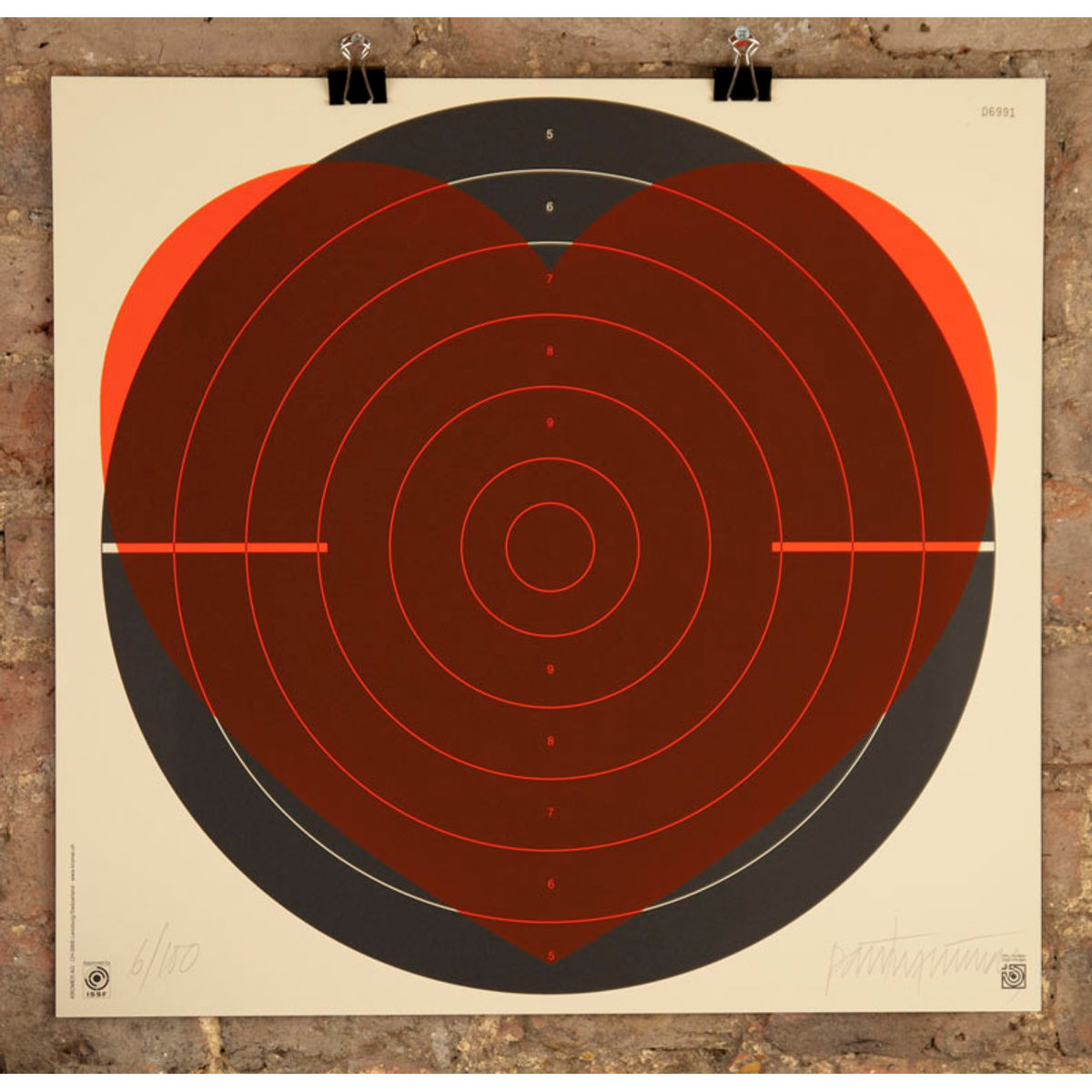 target/heart red #02