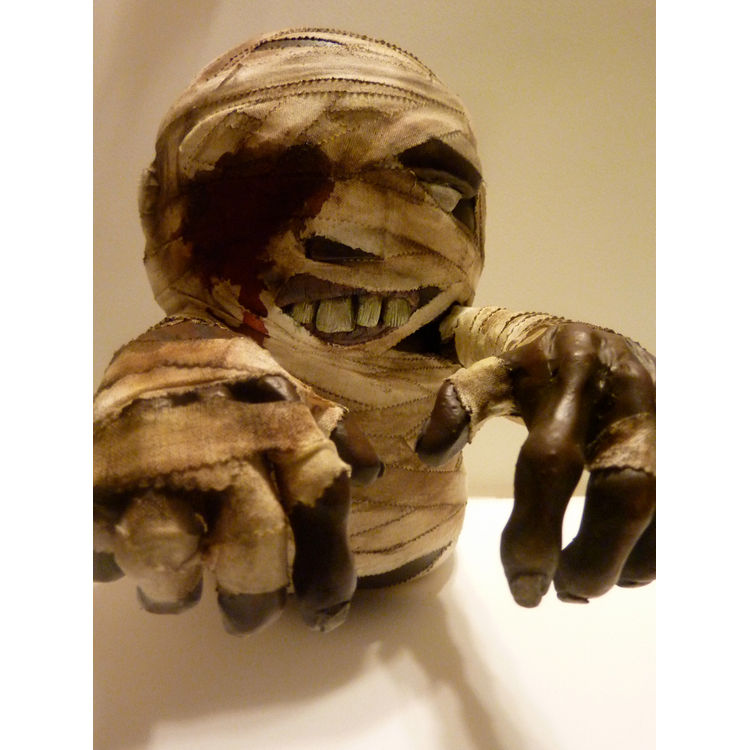 Mummy by Vanessa Ramirez