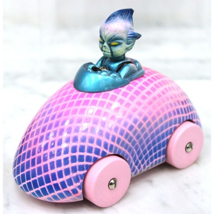 Muffin Mobile by Paul Kaiju