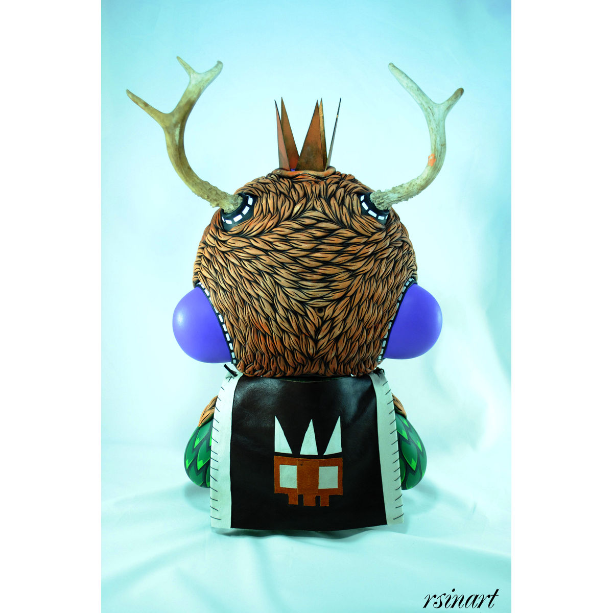 King Wooden Whisper - 22"