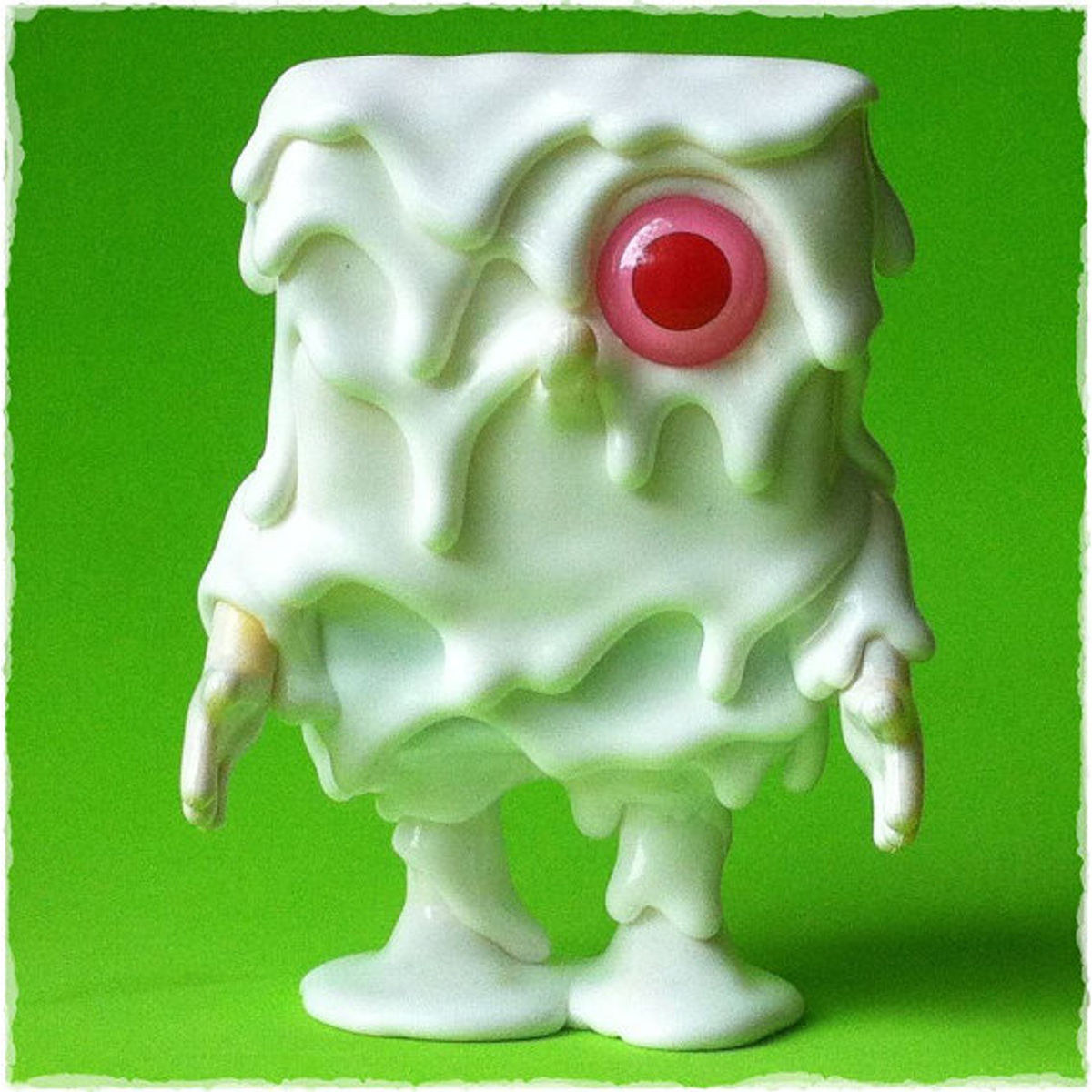 Cycloptic Albino
