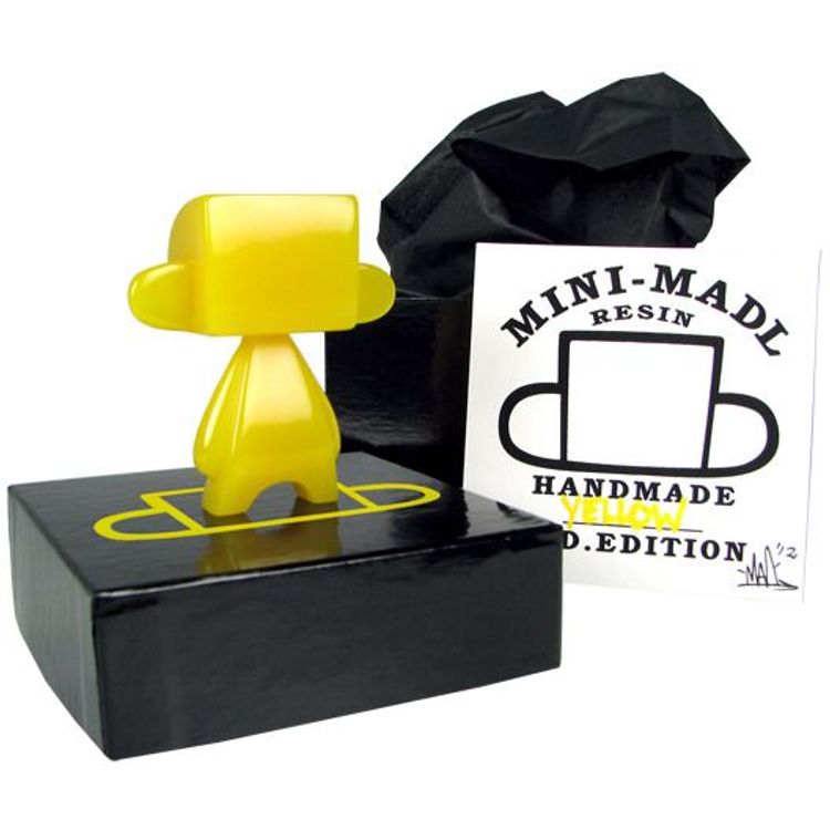 Mini-Madl resin - Yellow Edition by MAD (Jeremy Madl)