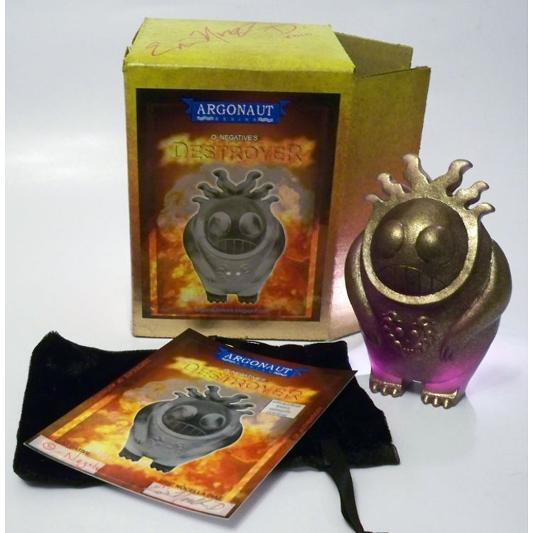 Golden Lilac by Eric Nocella Diaz