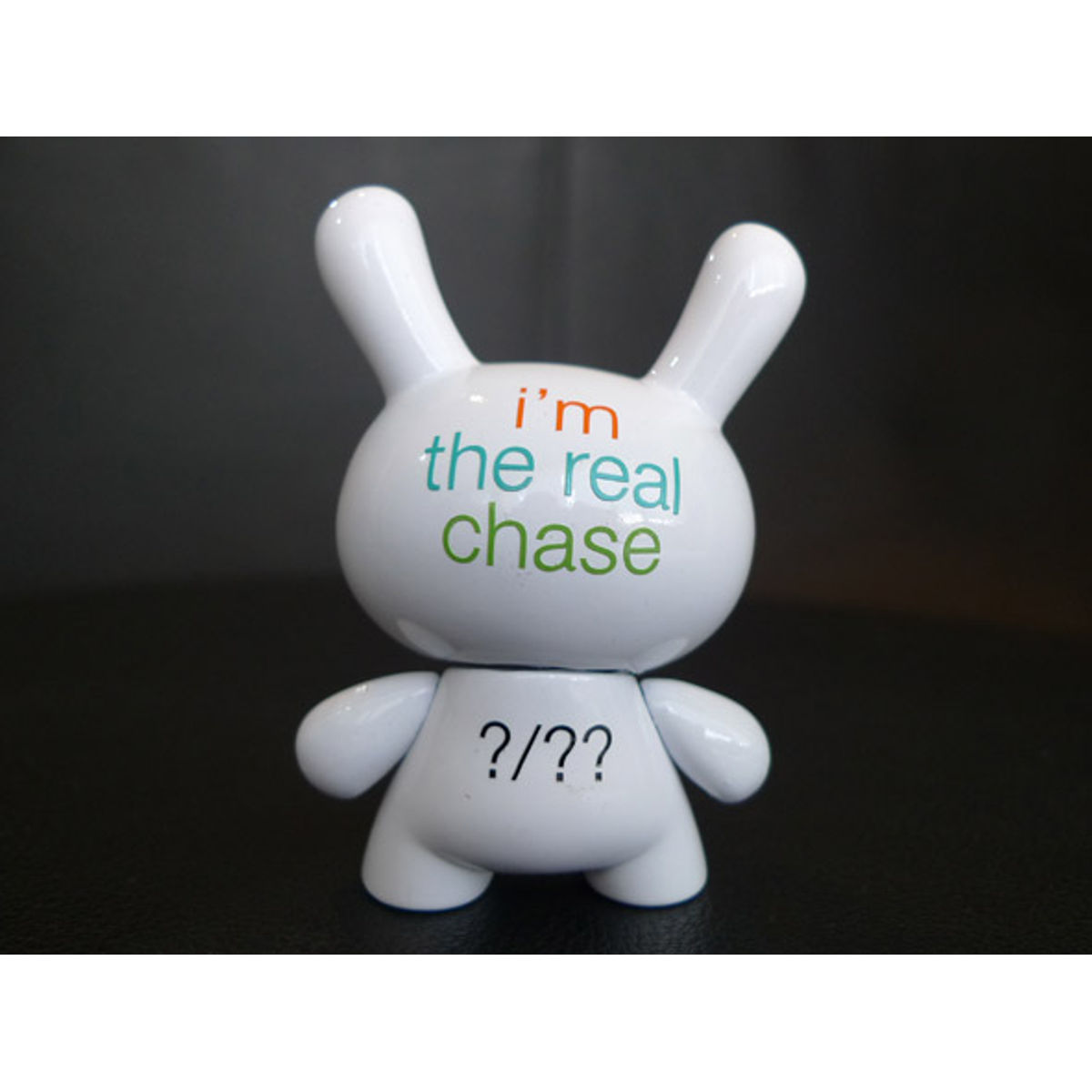 Dunny's Chase White