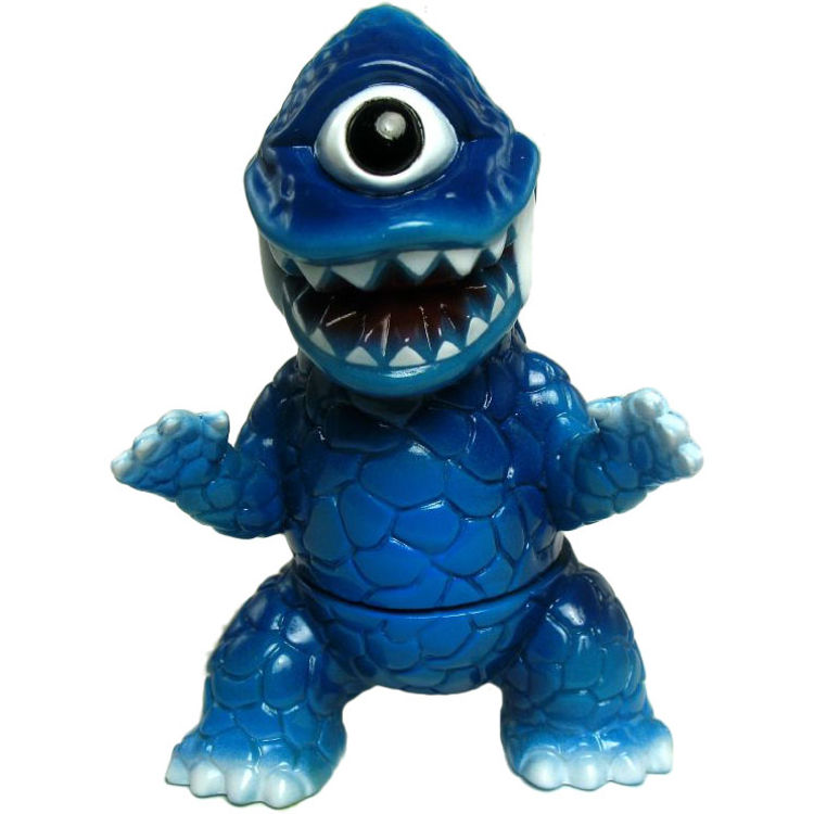 Crouching Zagoran - Light Blue / Blue by Gargamel (Kiyoka Ikeda)