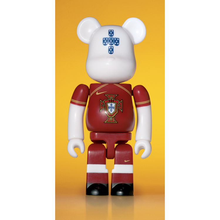 Nike Joga Bonito - Portugal 100% Be@rbrick by Joga Bonito