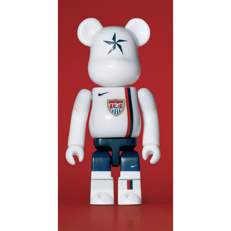 Nike Joga Bonito - USA 100% Be@rbrick by Joga Bonito