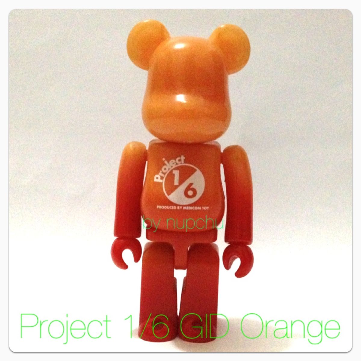 Project 1/6 - Orange Glow in the Dark (GID) 100% Be@rbrick