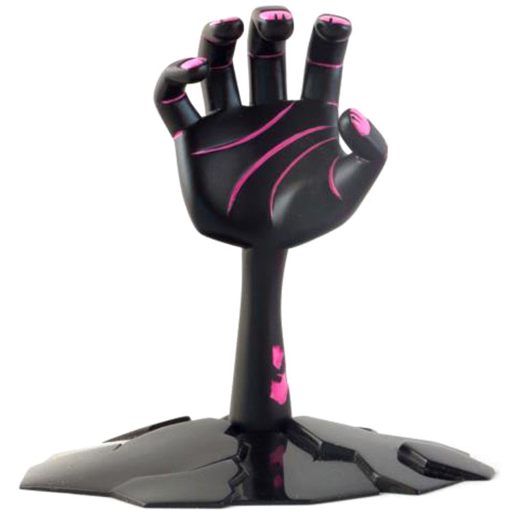 The Rising - Black/Black by RoboticIndustries (Jim Freckingham)