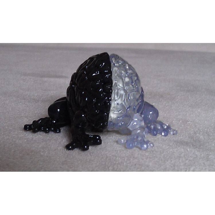 Jumping Brain - Black/Clear GID by Emilio Garcia
