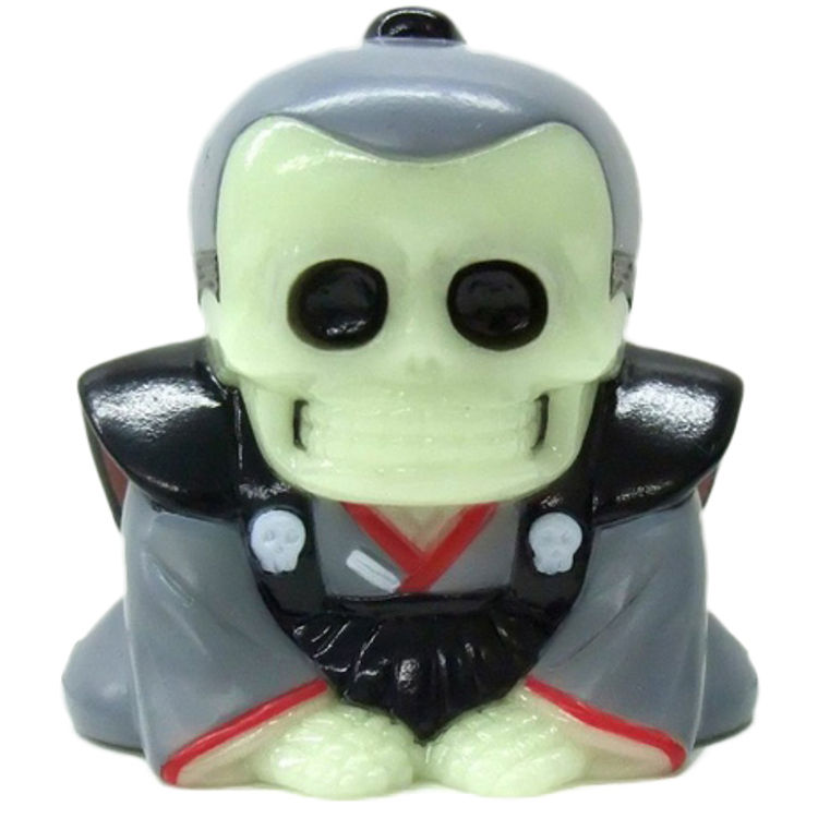 Honesuke - GID Grey by Skull Toys (Takeuchi Yu)