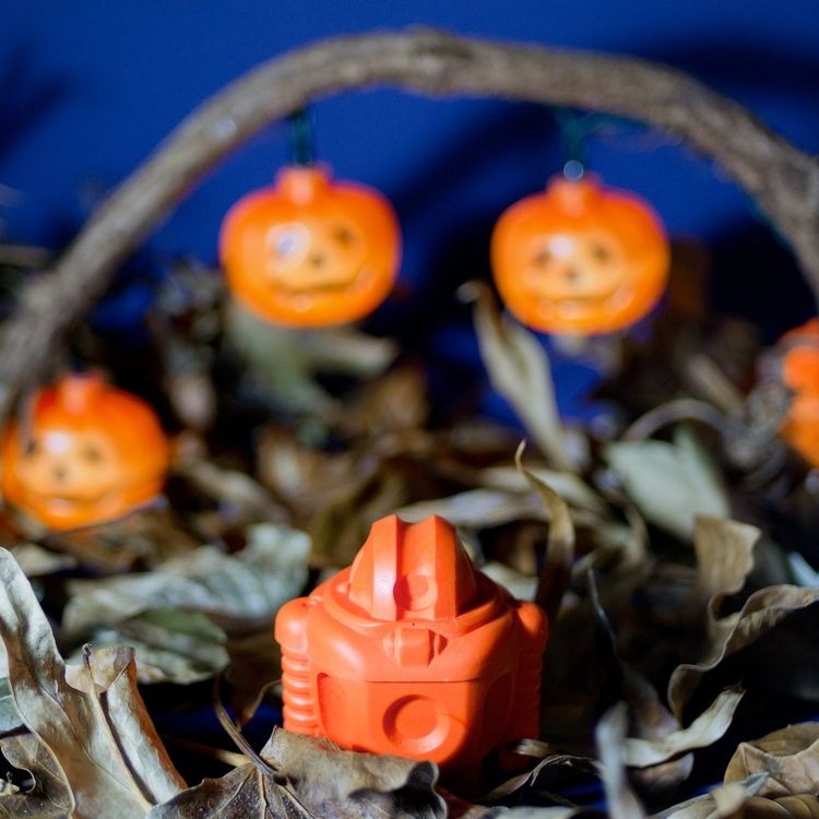 Renold- ROBOTONES NO. 10: OCTOBER PUMPKIN ORANGE by Cris Rose