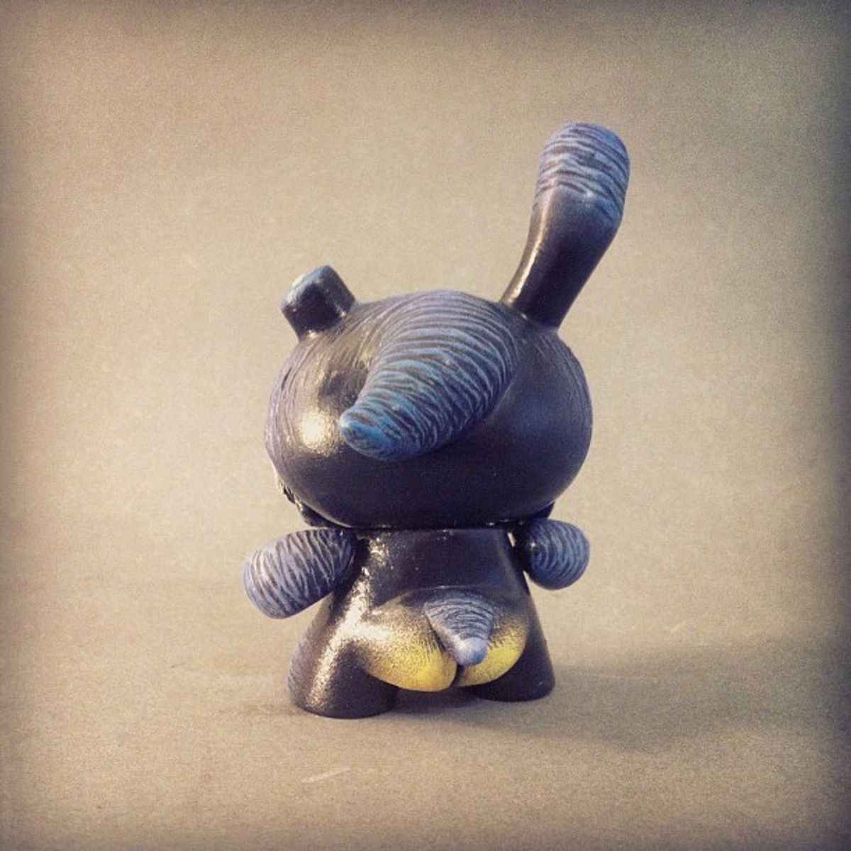 Shadowlapin (untitled 1)