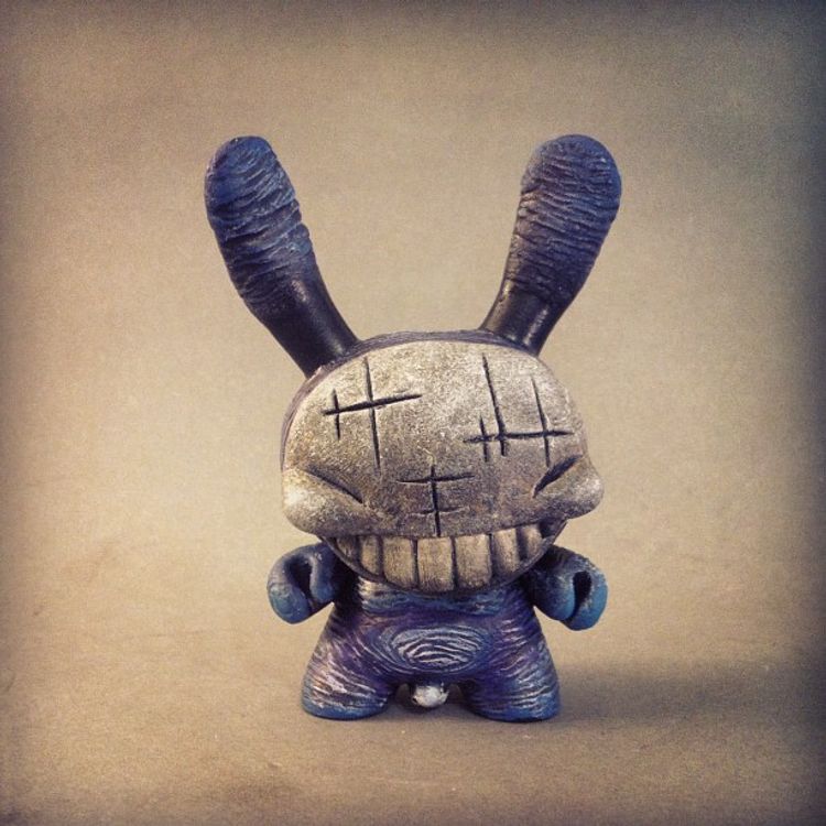POLYKROMASIA-lapin (blue) by Shadoe Delgado