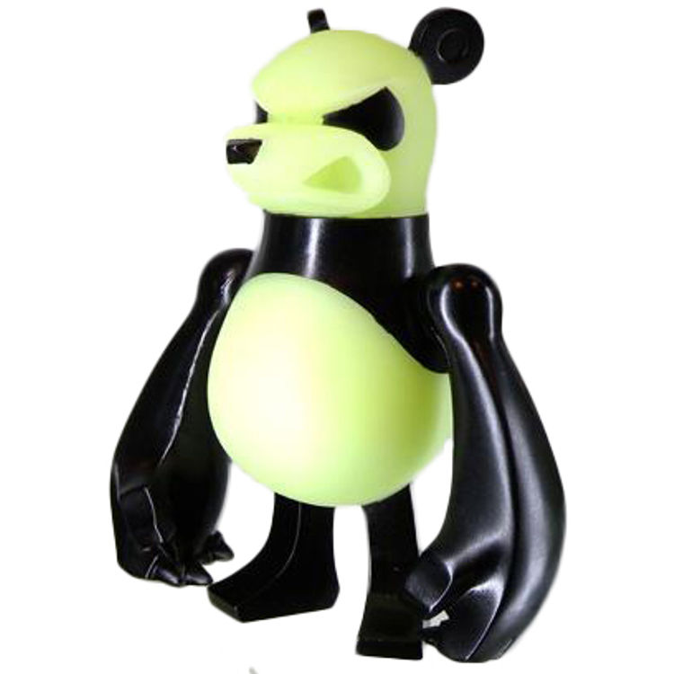 Panda Knucklebear by Touma