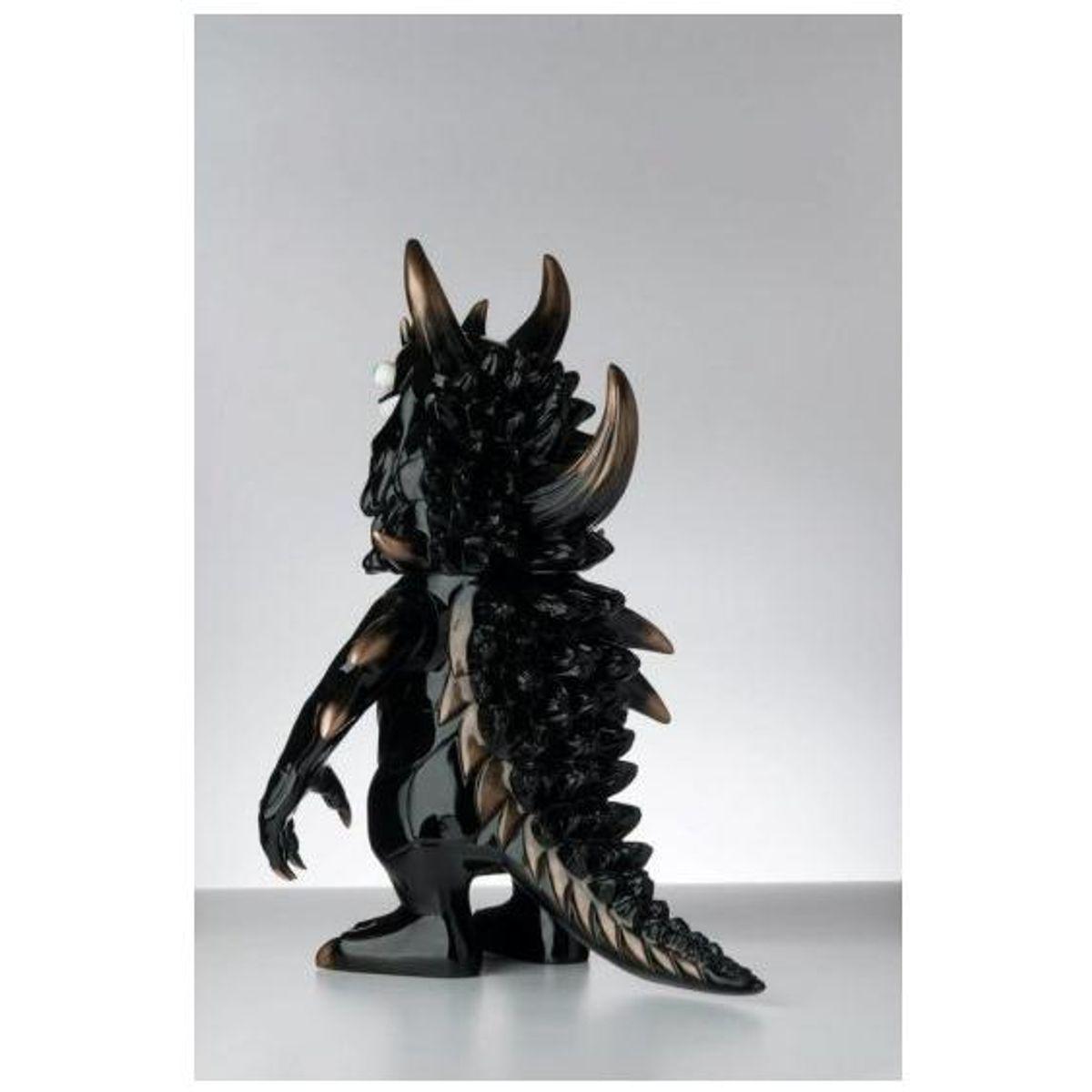 Rangeas - Lifesize Black/Gold Colorway