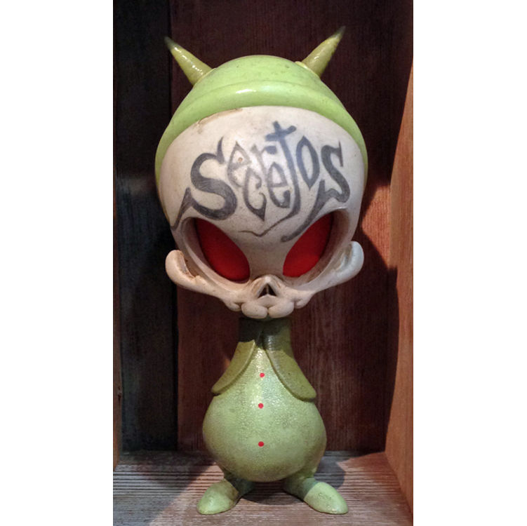 Secretos Skelve by Brandt Peters