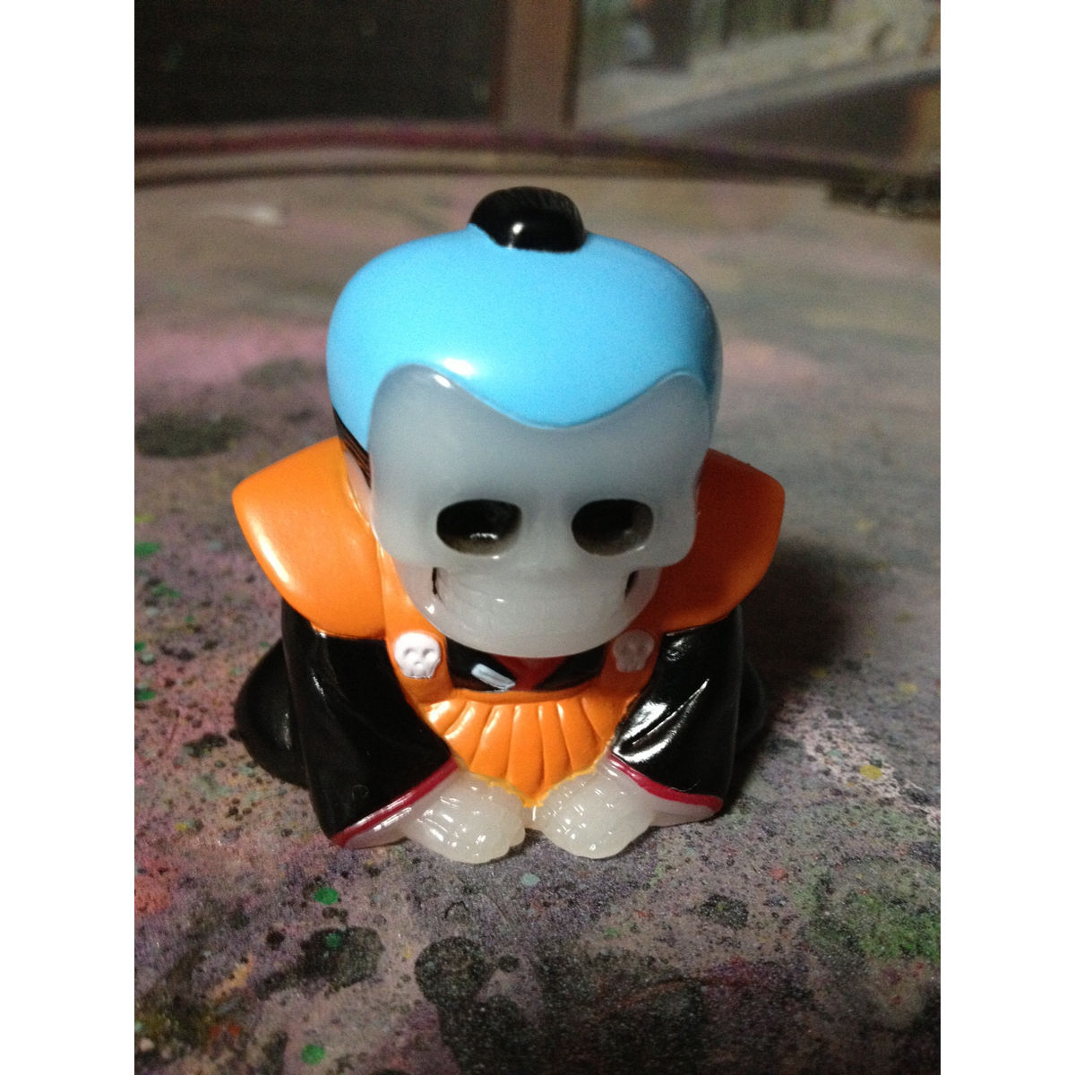 Honesuke - Milky/Orange