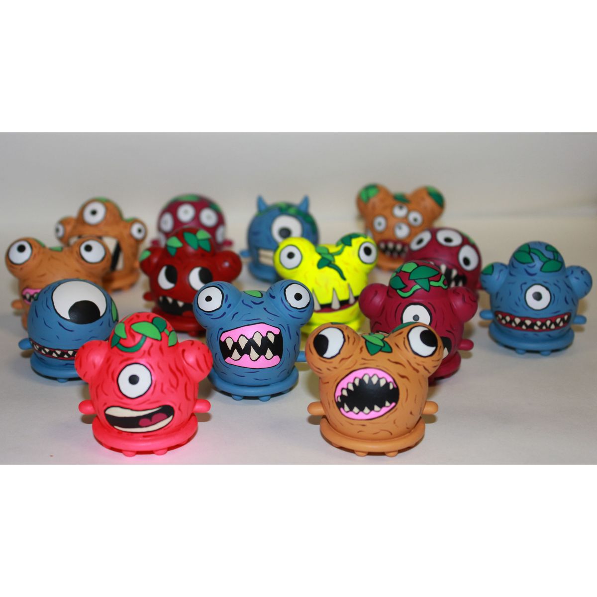 Mini Jungle Critters