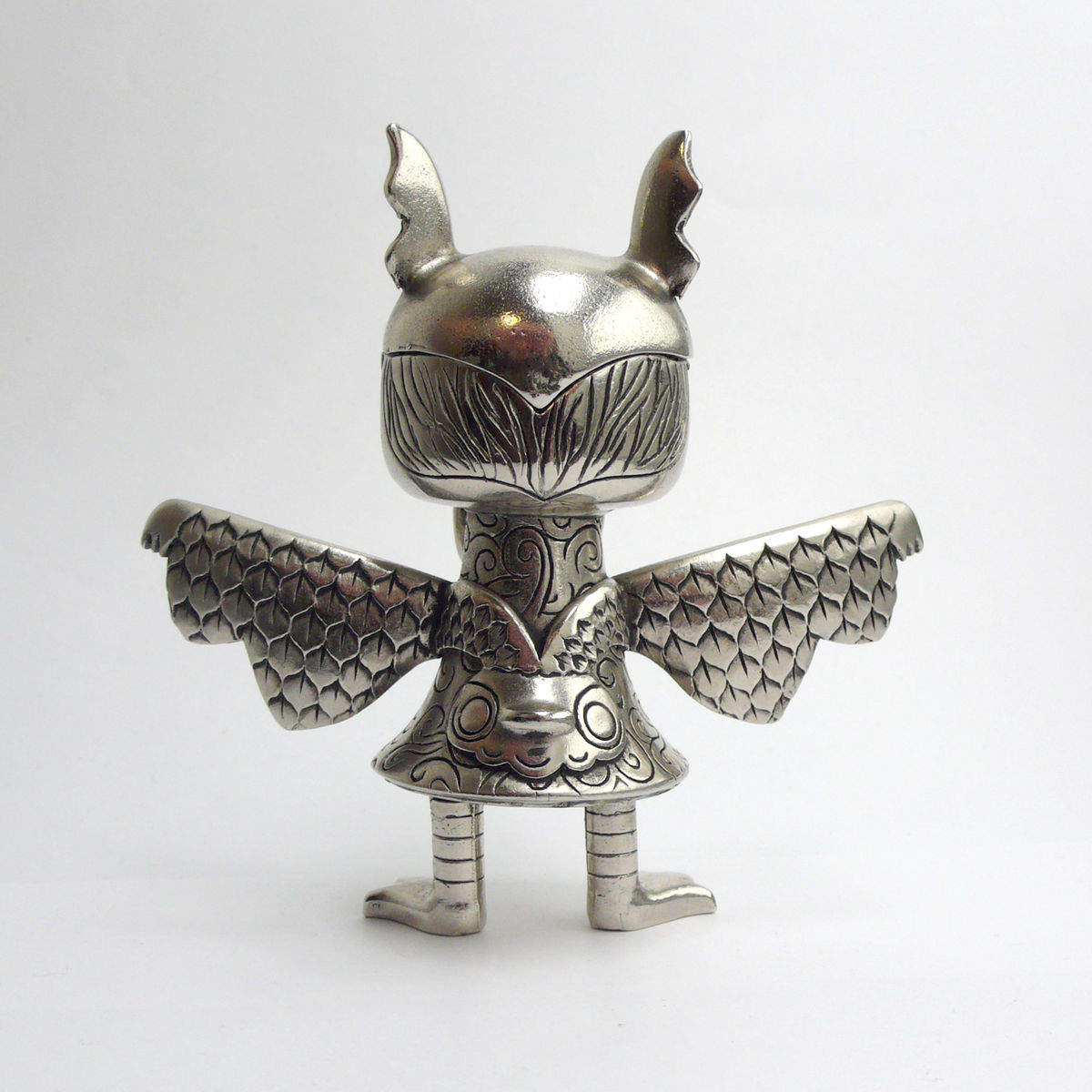 Silver Metal Steven the Bat