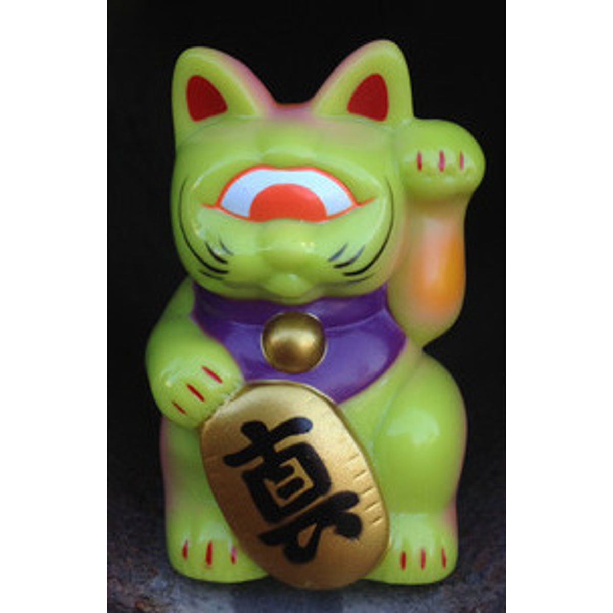 Mini Fortune Cat - Pea Green/Purple Collar