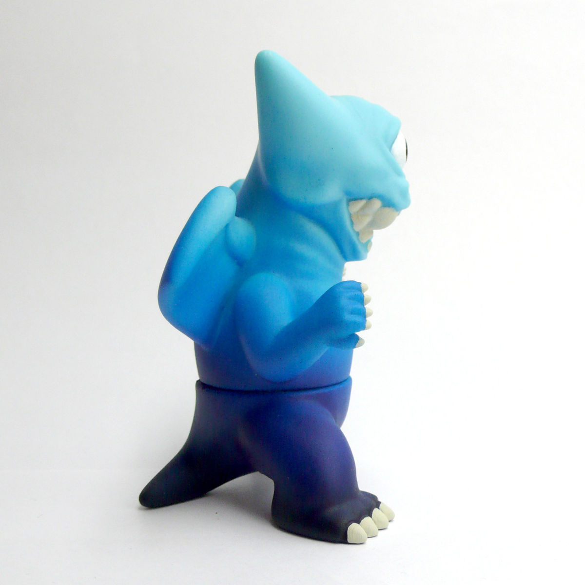 sky blue crouching deathra